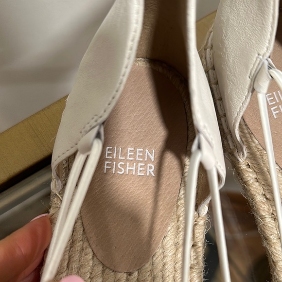 New Eileen Fisher Women’s size 11 Espadrille cream/white flats closed toe - Picture 3 of 6
